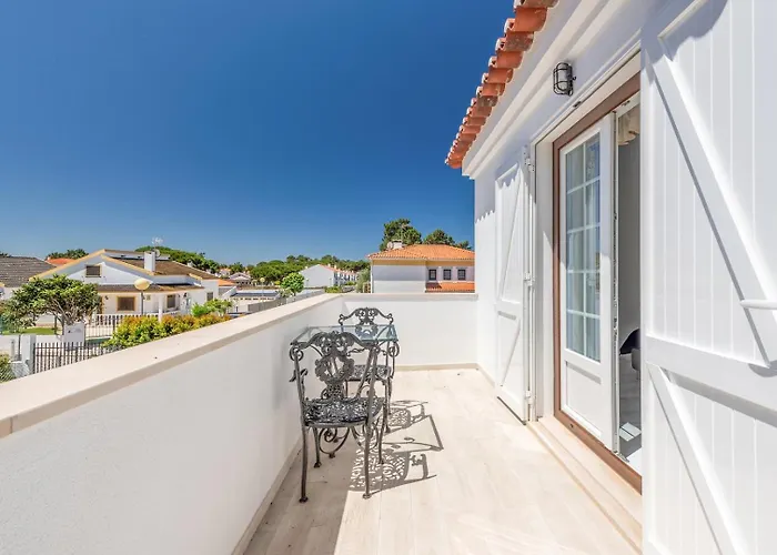 Guestready - Gorgeous Near The Lagoon Sesimbra