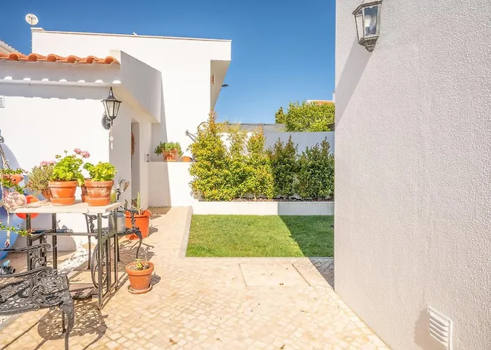 Feriehus Guestready - Gorgeous Near The Lagoon Sesimbra
