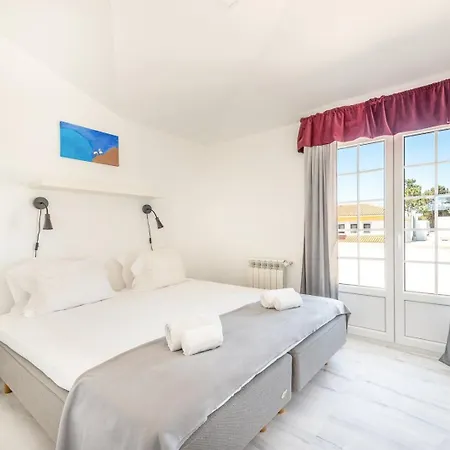 Prázdninový dům Guestready - Gorgeous Near The Lagoon